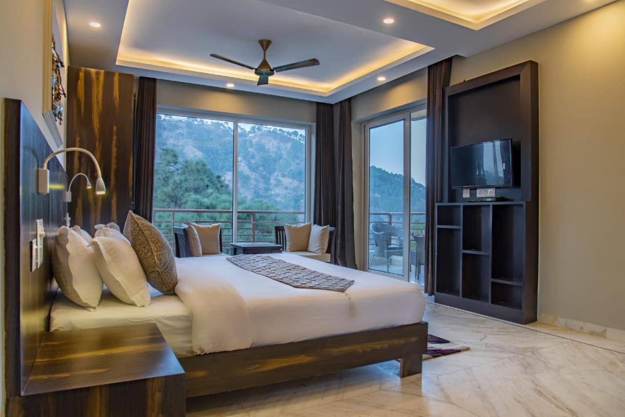 The Lalita'S Majestic Pines Bed & Breakfast Kasauli Exterior photo