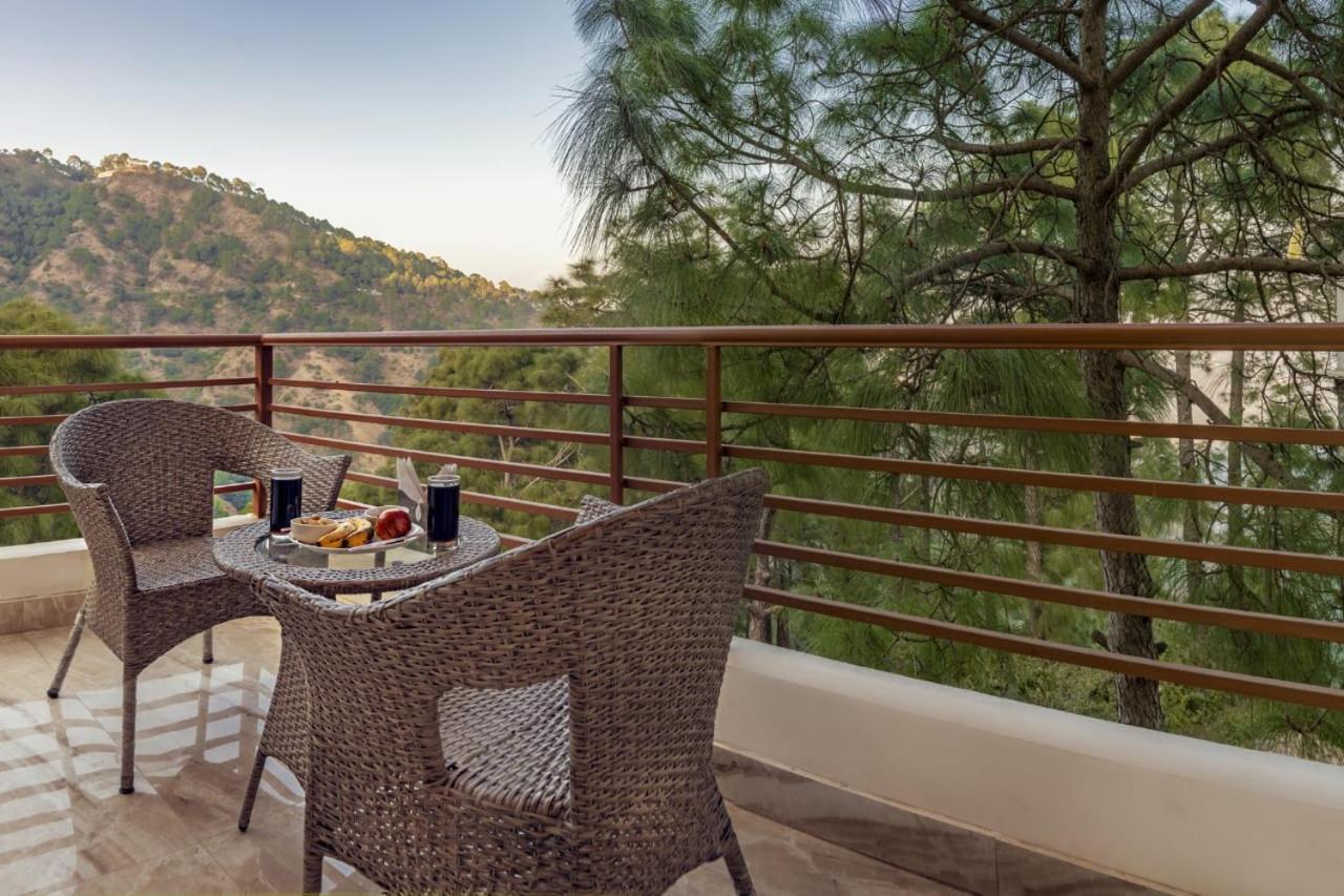 The Lalita'S Majestic Pines Bed & Breakfast Kasauli Exterior photo