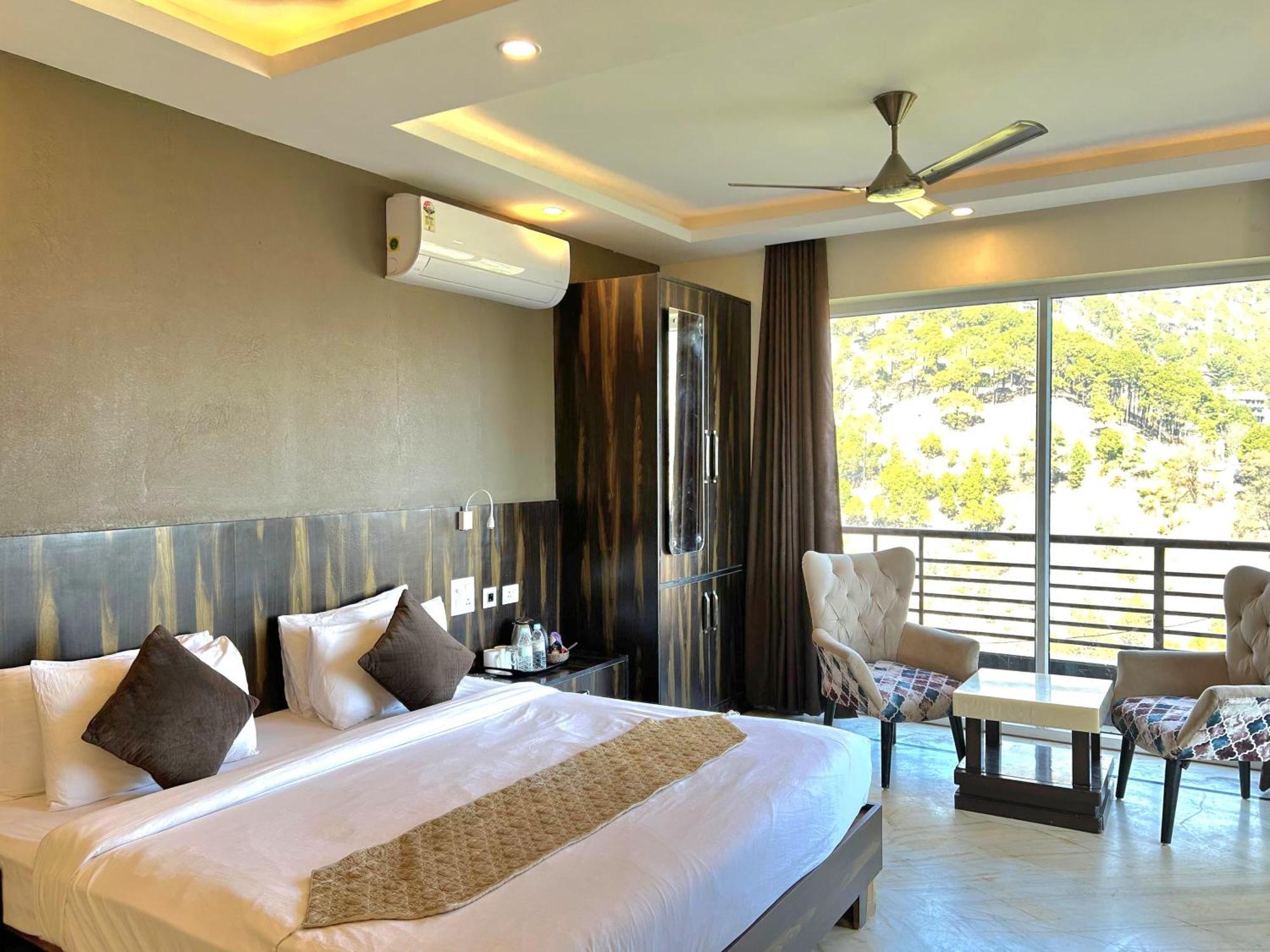 The Lalita'S Majestic Pines Bed & Breakfast Kasauli Exterior photo